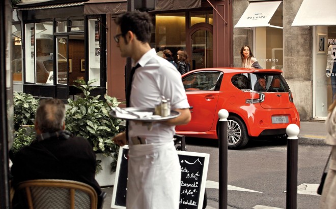 2011 Aston Martin Cygnet Wallpapers