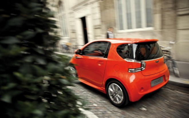 2011 Aston Martin Cygnet Wallpapers