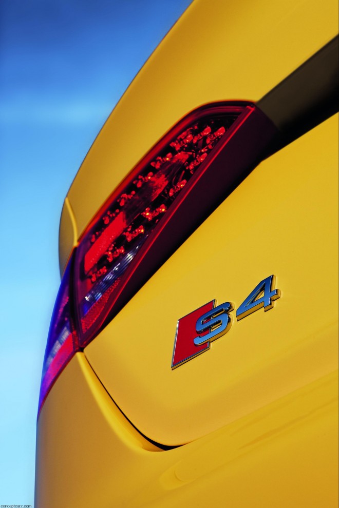 2011 Audi A4 Wallpapers