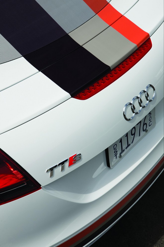 2011 Audi Autonomous TTS Pikes Peak Wallpapers