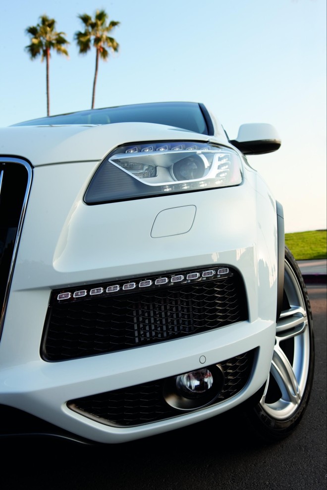 2011 Audi Q7 Wallpapers