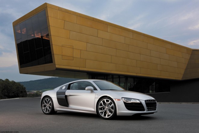 2011 Audi R8 Wallpapers