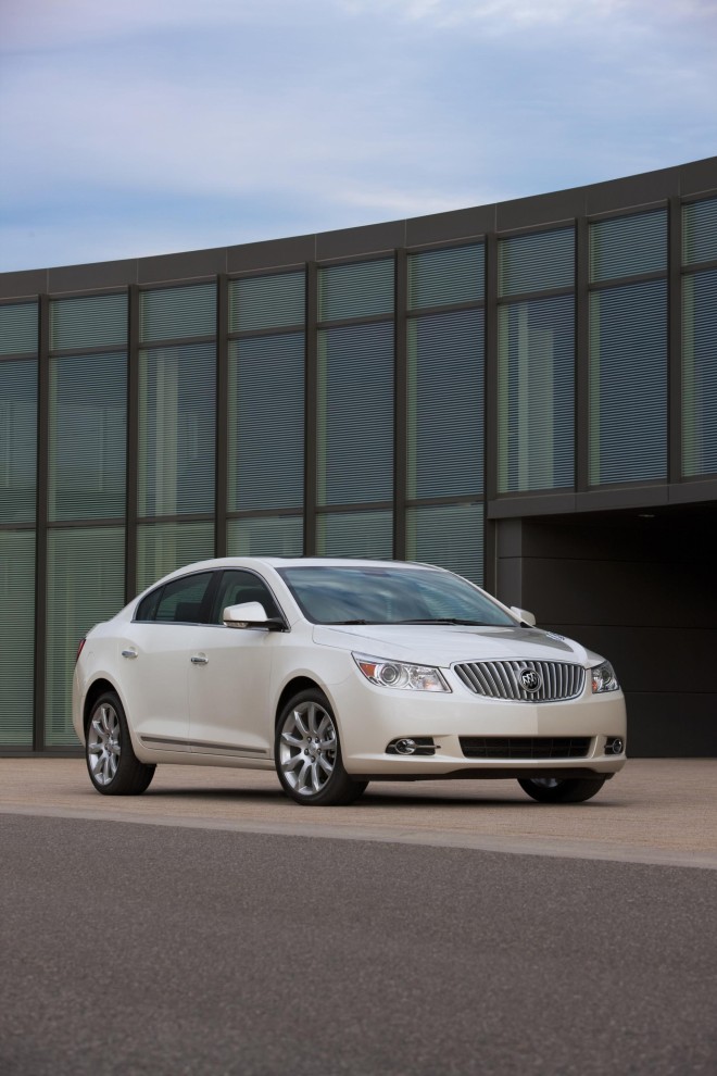 2011 Buick LaCrosse Wallpapers