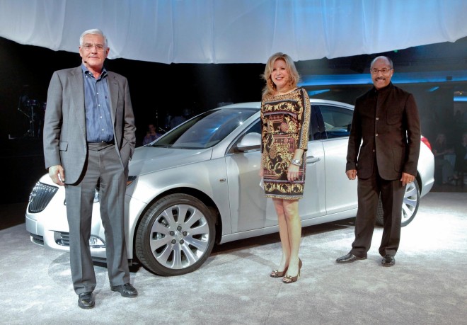 2011 Buick Regal Wallpapers