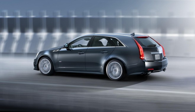 2011 Cadillac CTS-V Sports Wagon Wallpapers