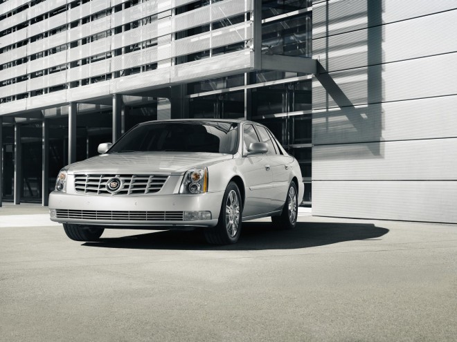 2011 Cadillac DTS Wallpapers