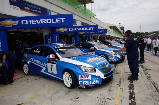 2011 Chevrolet Cruze WTCC Wallpapers