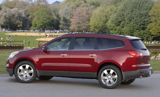 2011 Chevrolet Traverse Wallpapers
