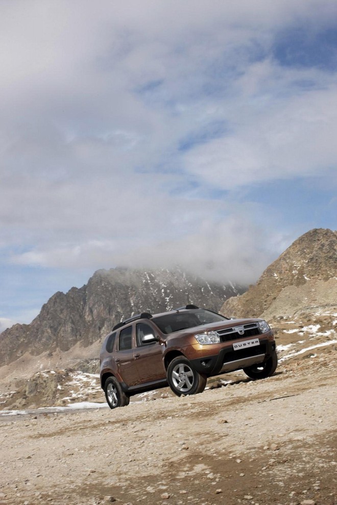 2011 Dacia Duster Wallpapers