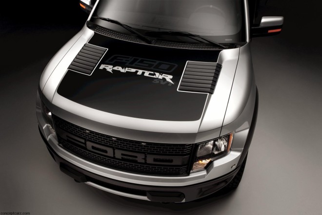 2011 Ford F-150 SVT Raptor Wallpapers