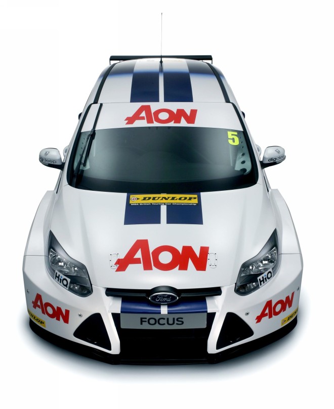 2011 Ford Focus Touring Car Wallpapers