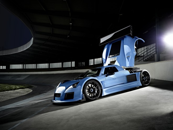2011 Gumpert Apollo S Wallpapers