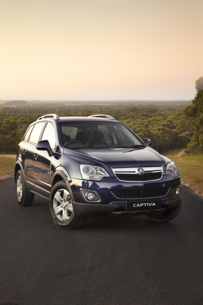 2011 Holden Series II Captiva 5 Wallpapers