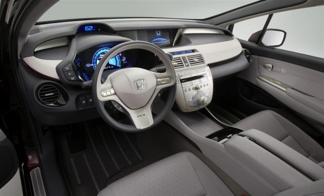 2011 Honda FCX Clarity Wallpapers