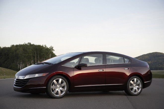 2011 Honda FCX Clarity Wallpapers