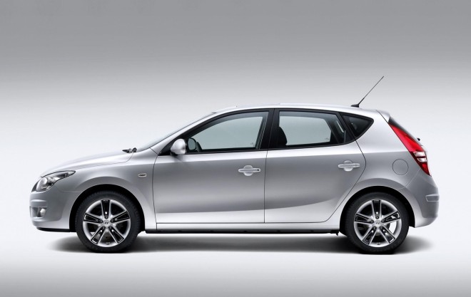 2011 Hyundai i30 Wallpapers