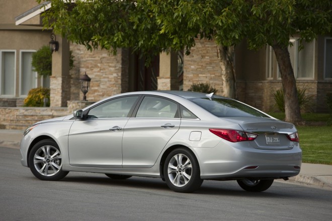 2011 Hyundai Sonata Wallpapers