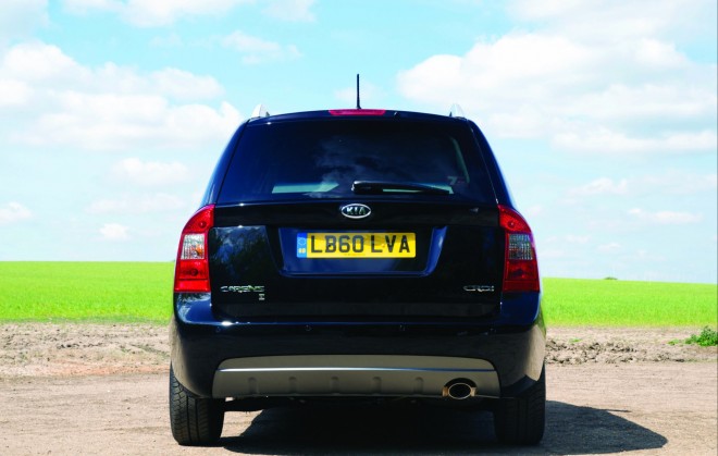 2011 Kia Carens Wallpapers