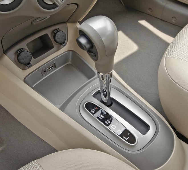 2011 Kia Rio Wallpapers