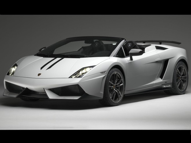 2011 Lamborghini Gallardo LP570-4 Performante Wallpapers