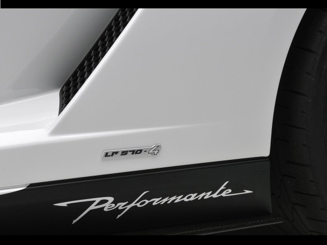 2011 Lamborghini Gallardo LP570-4 Performante Wallpapers