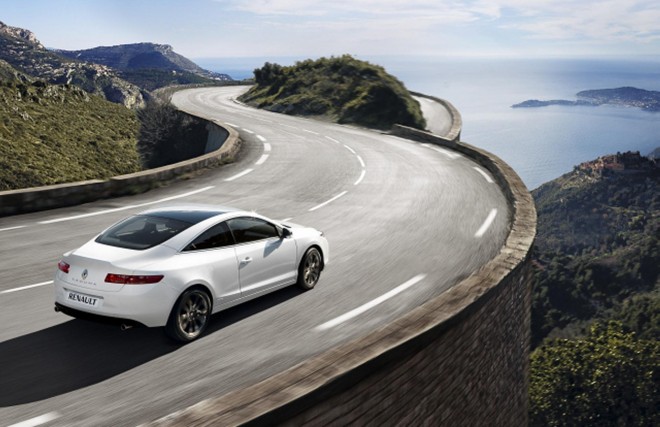 2011 Renault Laguna Monaco GP Wallpapers