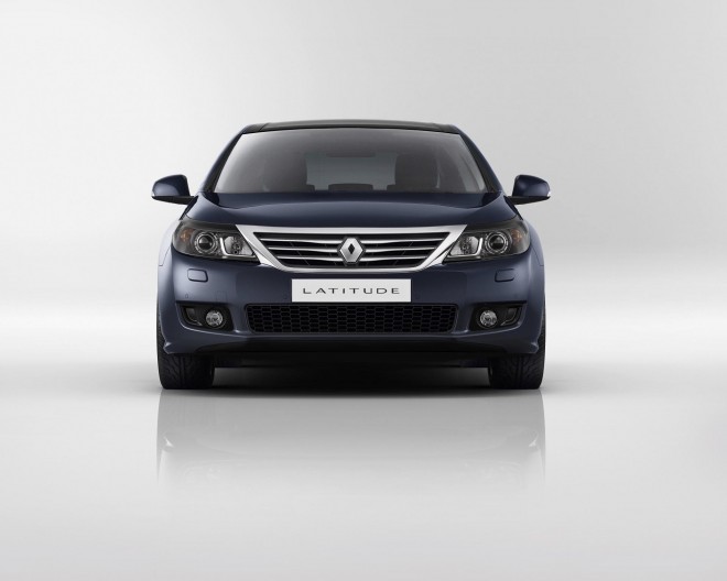 2011 Renault Latitude Wallpapers