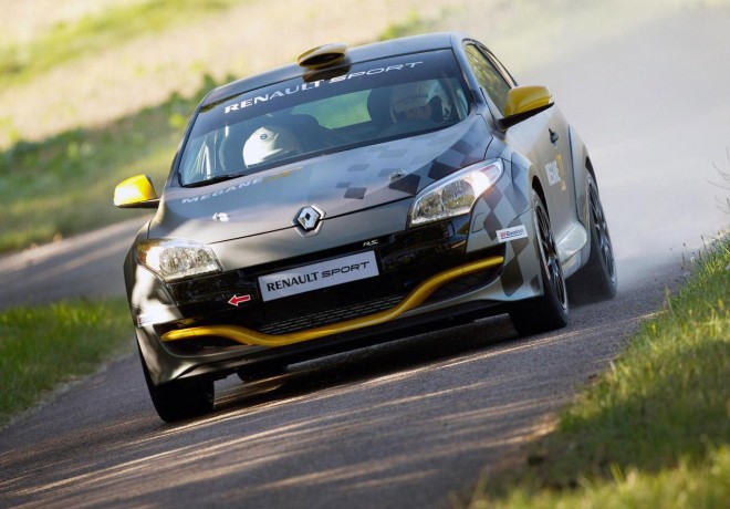 2011 Renault M&Atilde;&copy;gane RS N4 Wallpapers