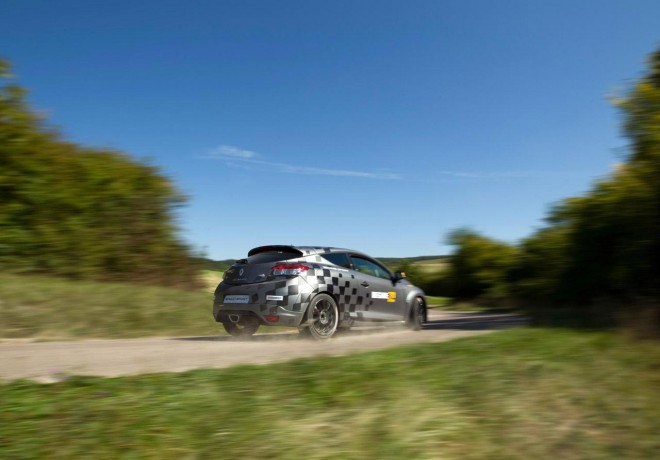 2011 Renault M&Atilde;&copy;gane RS N4 Wallpapers