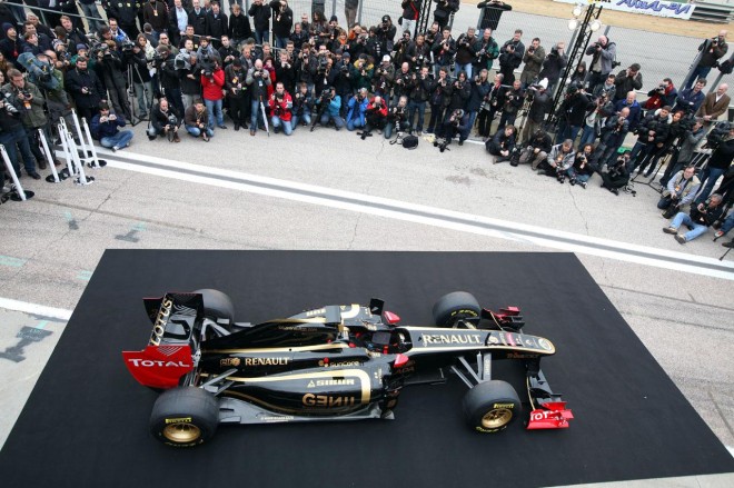 2011 Renault R31 Wallpapers