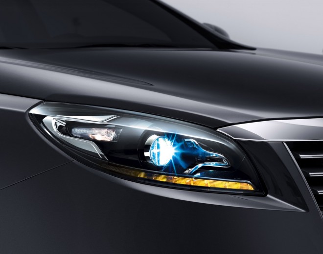 2011 Renault Samsung Motors SM7 Wallpapers