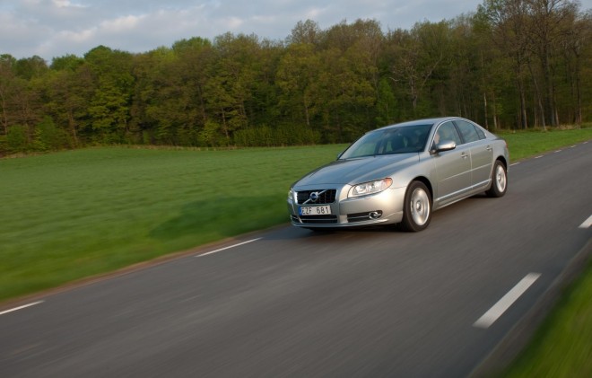 2011 Volvo S80 Wallpapers