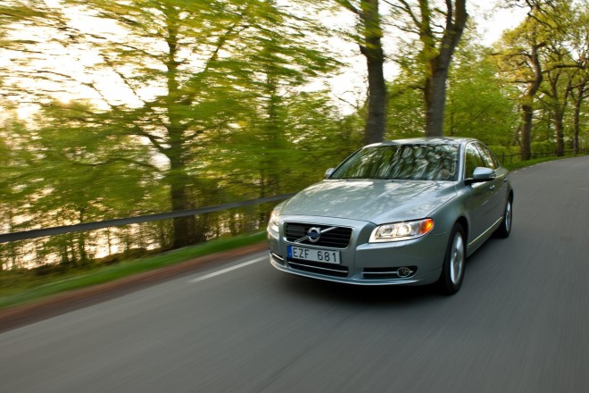 2011 Volvo S80 Wallpapers