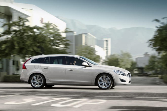 2011 Volvo V60 Wallpapers
