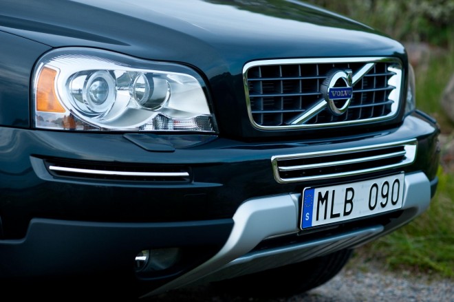 2011 Volvo XC90 Wallpapers