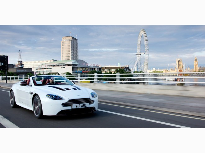 2012 Aston Martin V12 Vantage Roadster Wallpapers