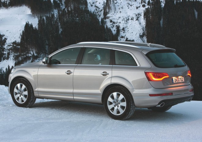 2012 Audi Q7 Wallpapers