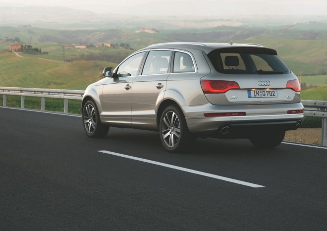 2012 Audi Q7 Wallpapers