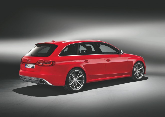 2012 Audi RS 4 Avant Wallpapers