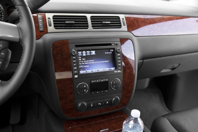 2012 Chevrolet Avalanche Wallpapers