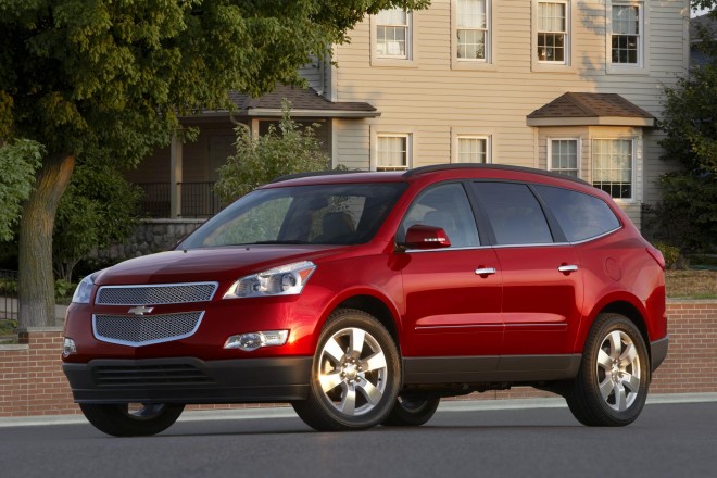 2012 Chevrolet Traverse Wallpapers