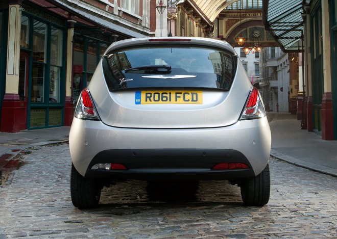 2012 Chrysler Ypsilon Wallpapers