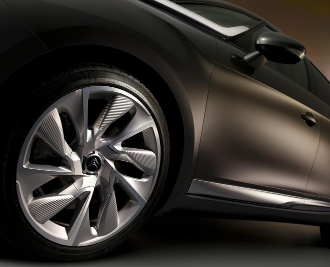 2012 Citroen DS5 Wallpapers