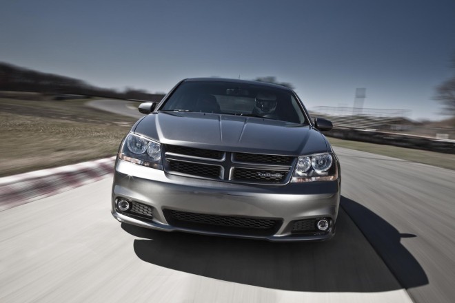 2012 Dodge Avenger Wallpapers