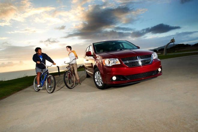 2012 Dodge Grand Caravan Wallpapers