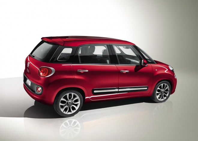 2012 Fiat 500L Wallpapers