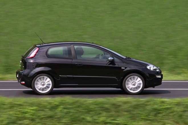 2012 Fiat Punto Van Wallpapers