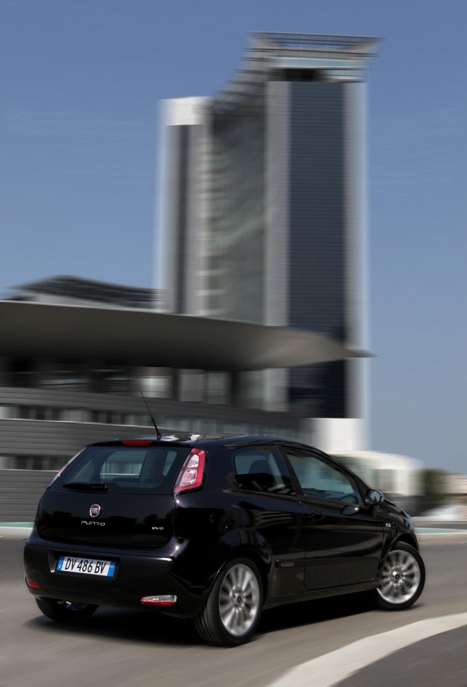 2012 Fiat Punto Van Wallpapers