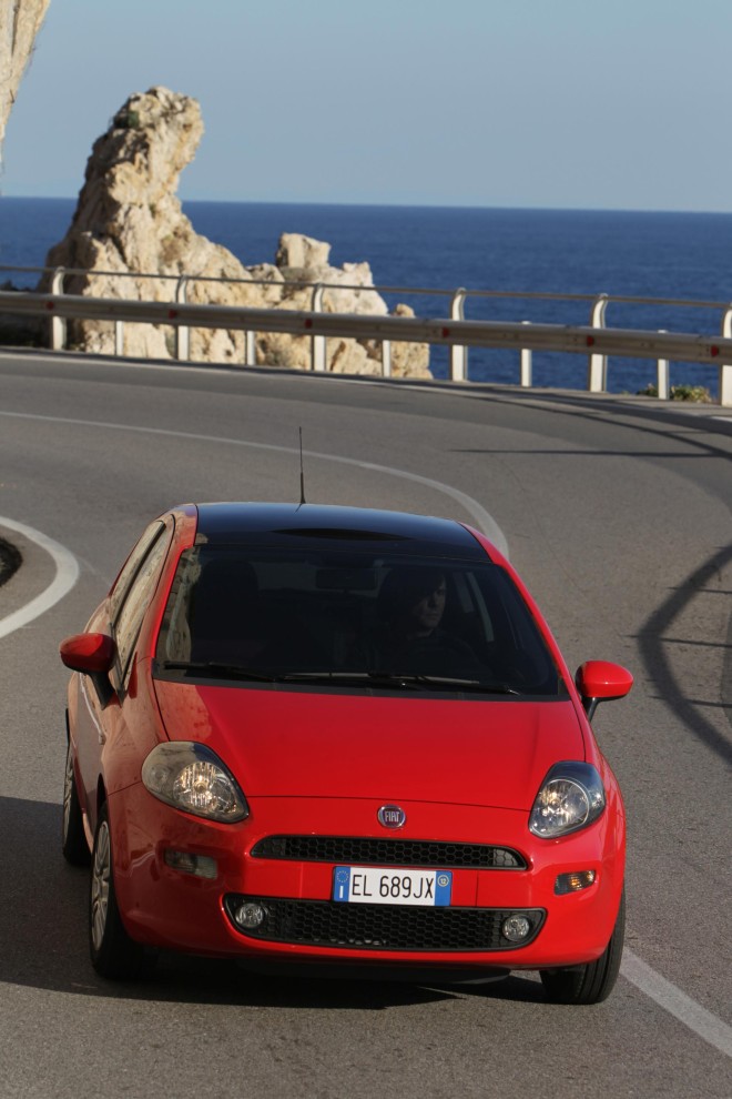 2012 Fiat Punto Wallpapers