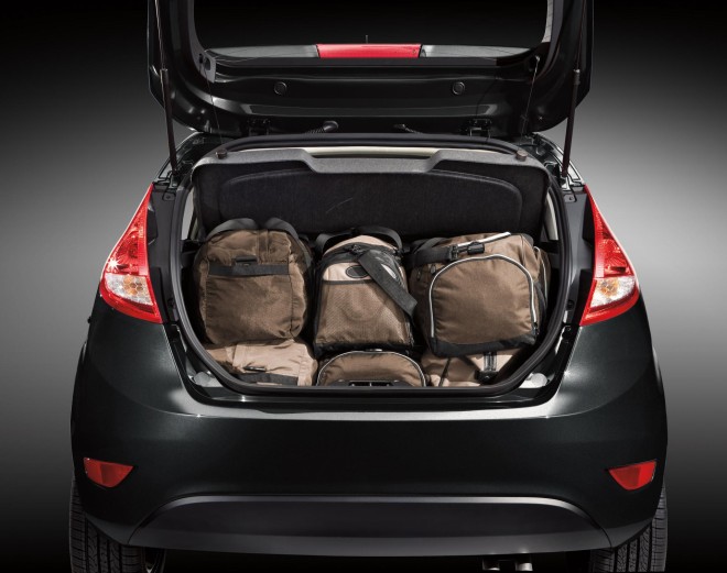 2012 Ford Fiesta Wallpapers